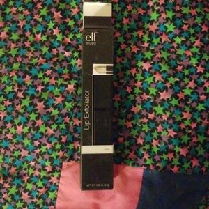 Elf lip exfoliator